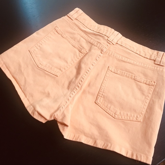 American Apparel shorts. 26/27 - Picture 2 of 3